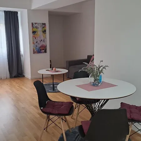 Skopje Centar Margarita Luxury Aprtment Appartement Buitenkant foto